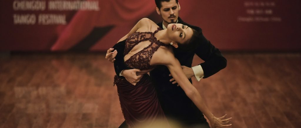 Tenues de Tango la passion du tailleur Erdal Edom Retouches